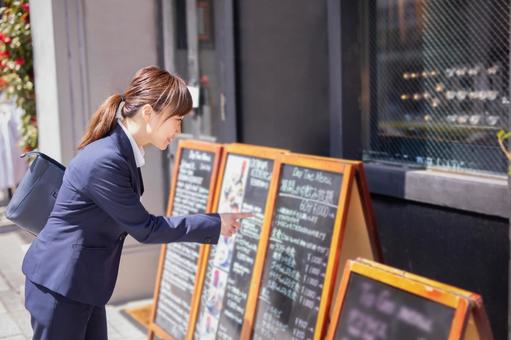 来店動機を左右する「3つの決定要因」